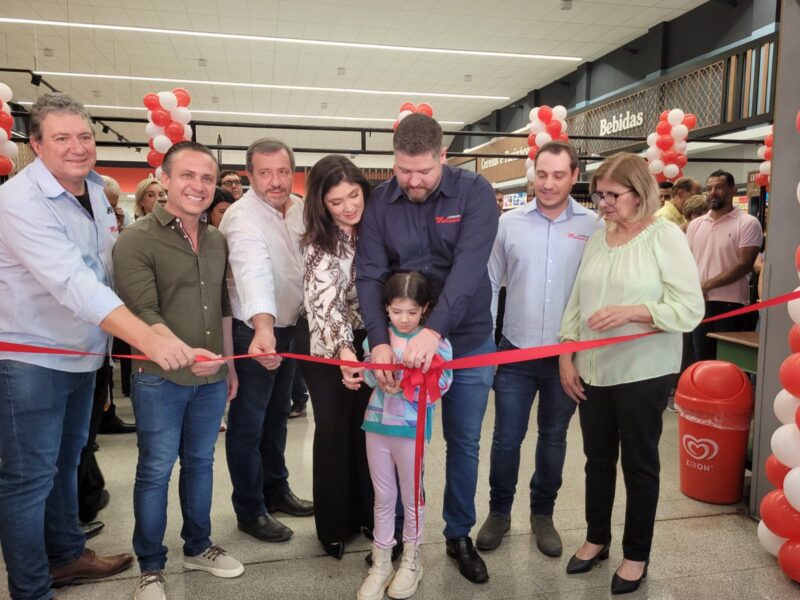 Molinis Super Center é reinaugurado em Jacarezinho, com uma nova era de compras | JValério