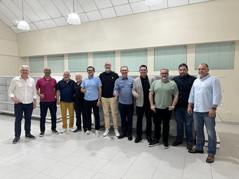 Apras Londrina realiza reunião com supermercadistas e fornecedores | JValério