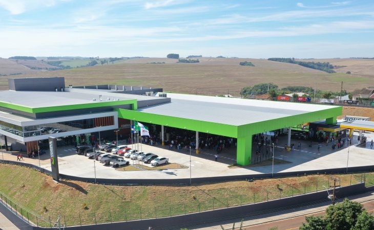 Coasul inaugura o maior e mais moderno Supermercado do Sudoeste do Paraná